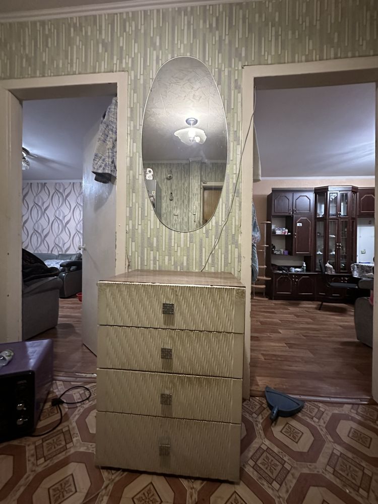 Продам прихожку весь набор 21000