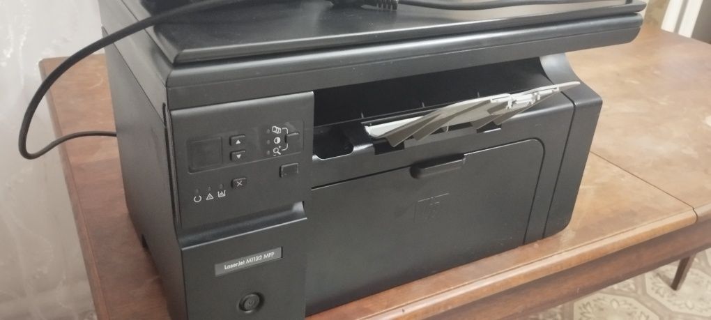 Продам Laser Jet 1132 MFP