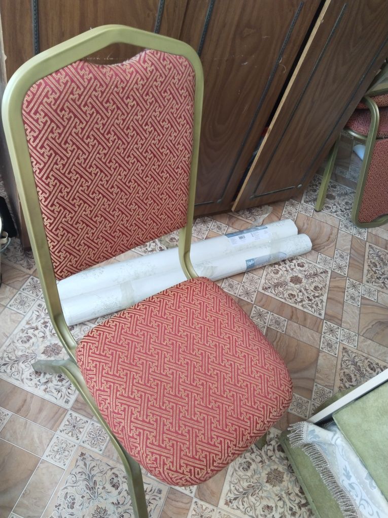 Стулья для зала и гостинной