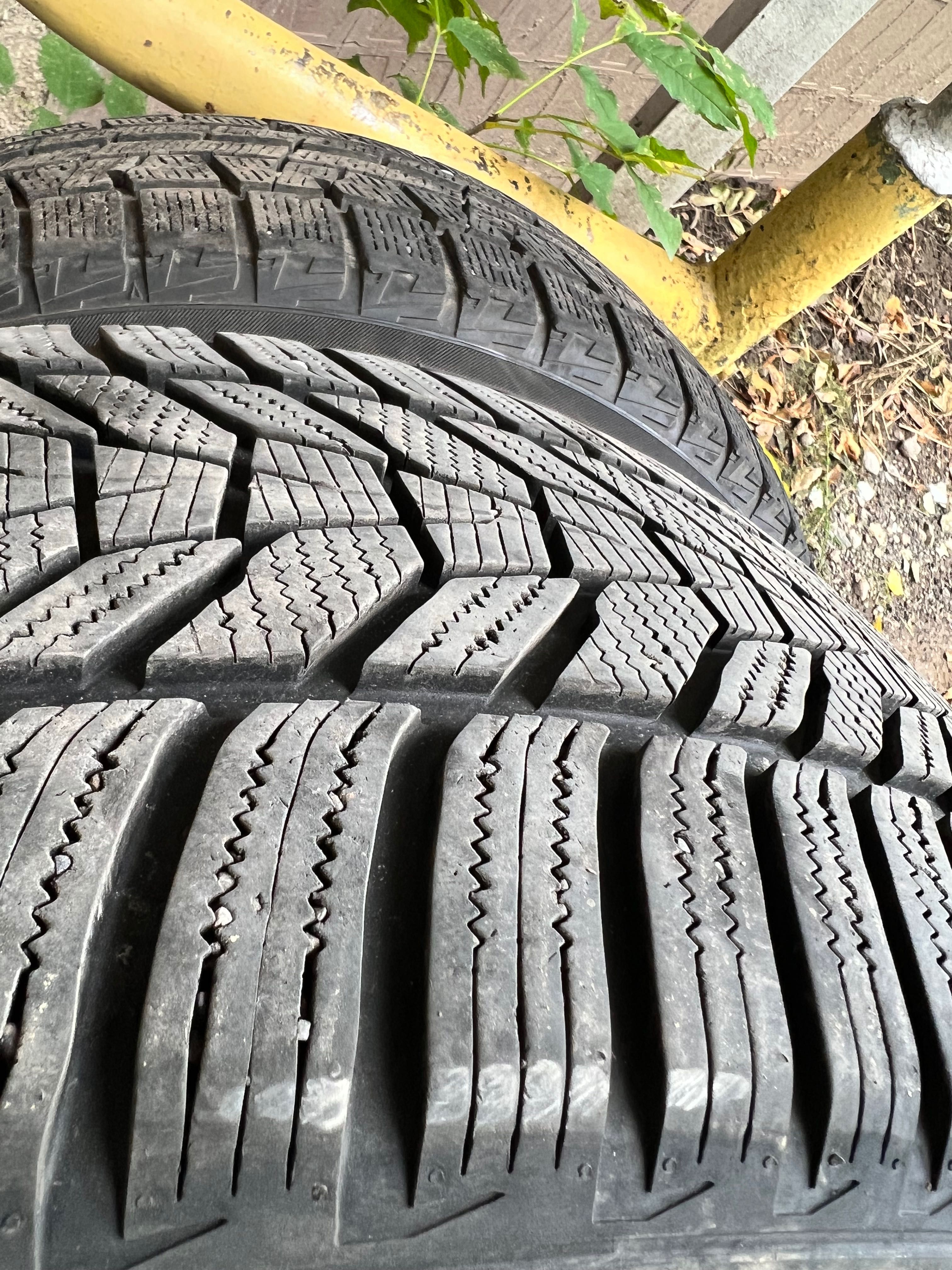 Зимняя резина 275/35/R20 Hankook