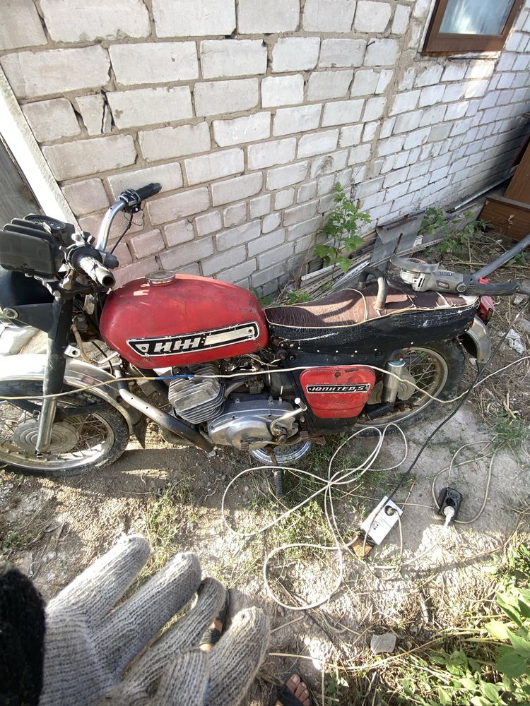 Продам мотак юпитер 5