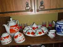 Продам разную посуду из Хрусталя и керамики.
