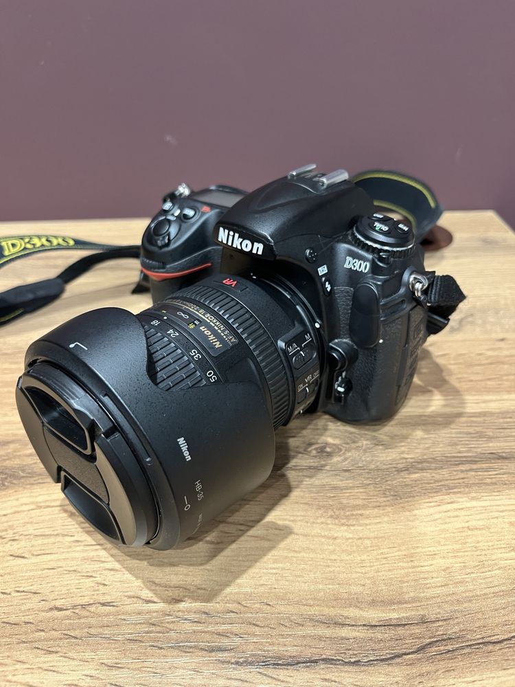 Профессиональный фотоаппарат Nikon D300 с объективом 18-200 VR