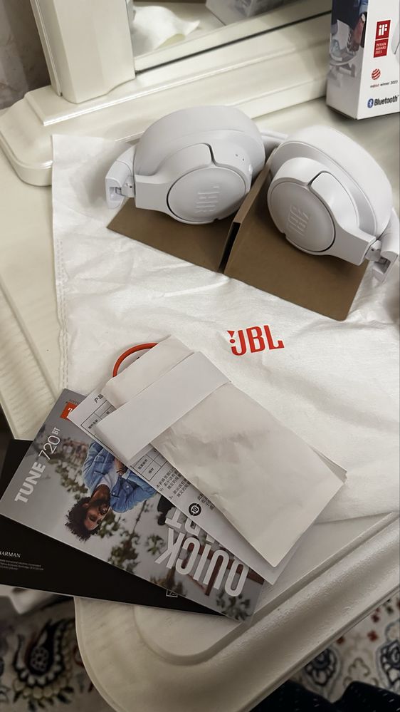 Беспроводные наушники JBL оригинал