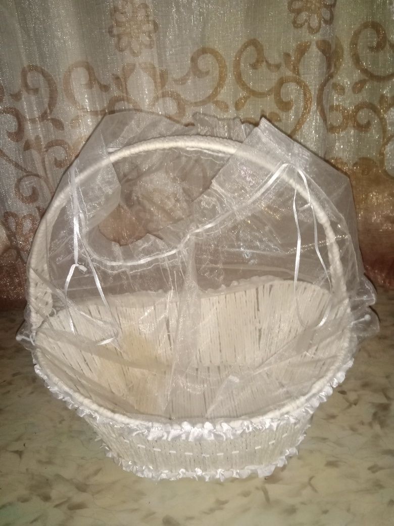 Корзина для цветов, подарков, игрушек и т.д.