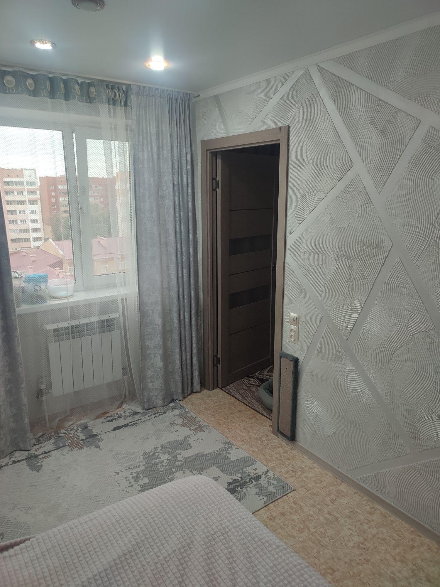 Продам 2-х комнатную улучшенную квартиру