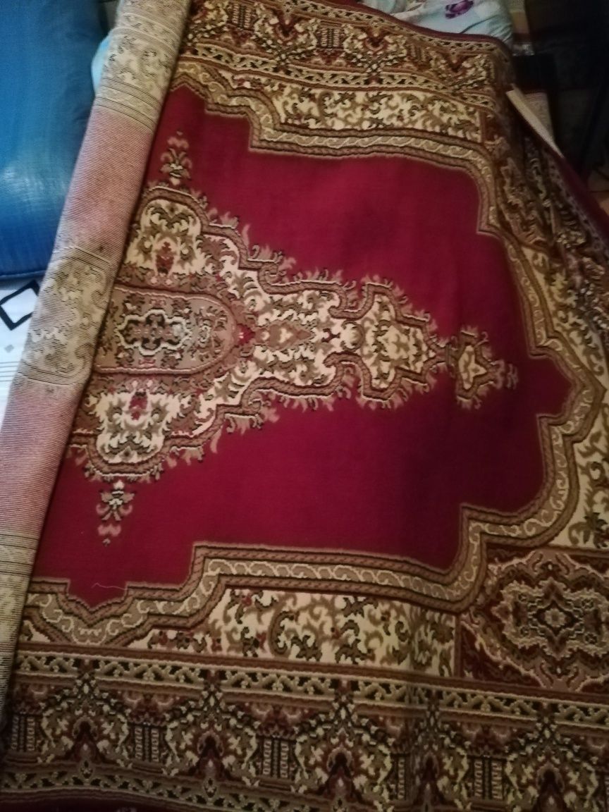 Продам ковер 2/3