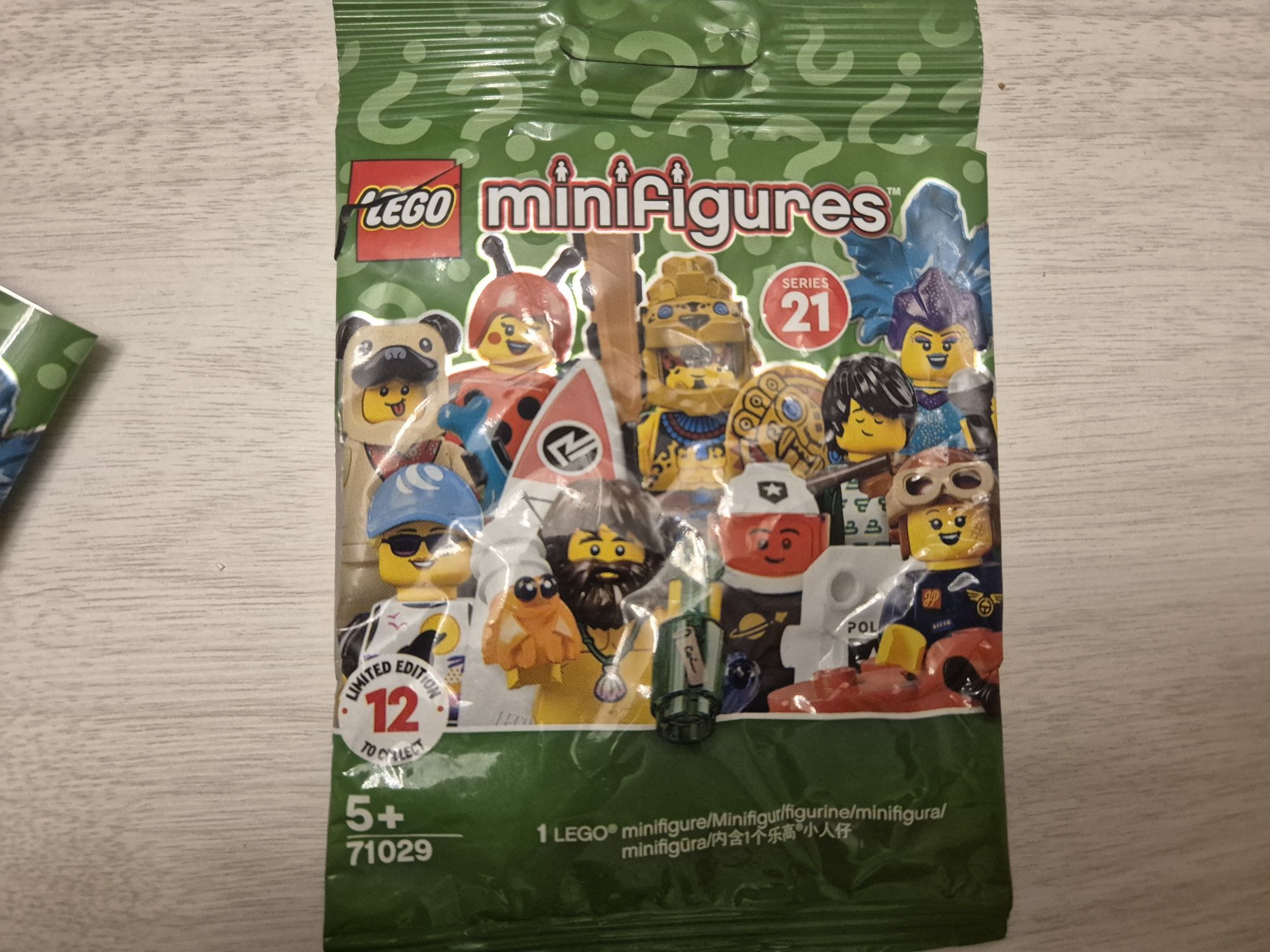 Lego Minifigures серия 21
