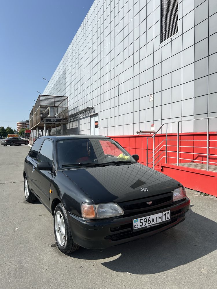 Продается Toyota Starlet P80 - Надежный японский хэтчбек!