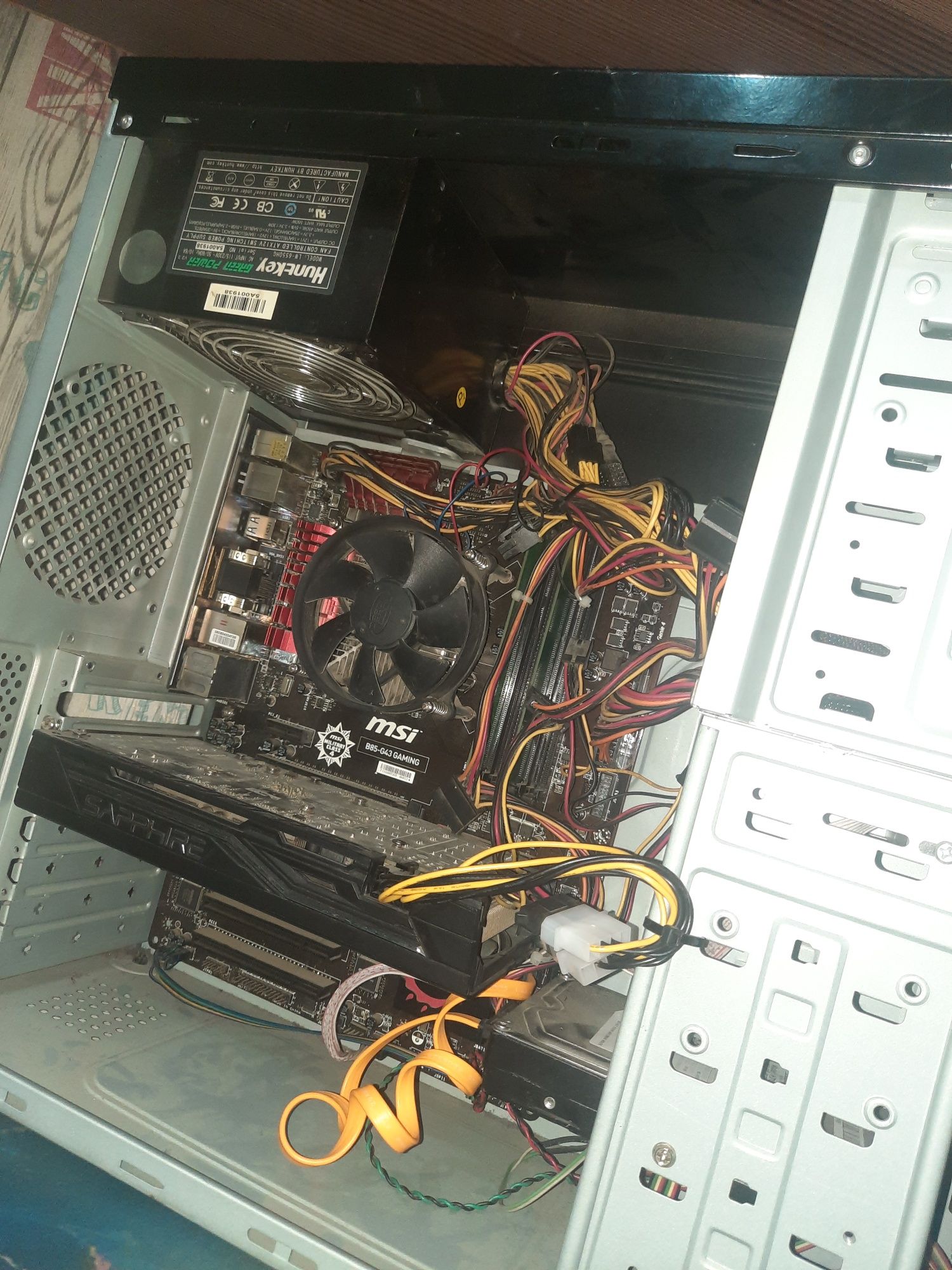 Продаю Видеокарту Sapphire Rx 580 8gb Dvi only