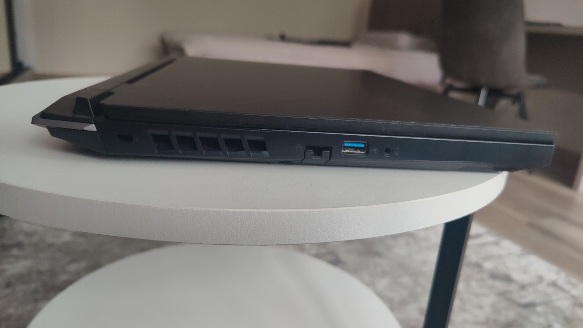 Acer NITRO 5 / R9 6900HX / 3070Ti / 32GB RAM / 1TB SSD
