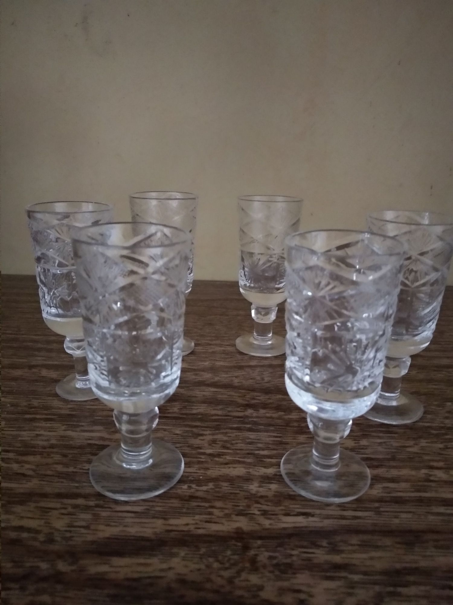 Продаю чешский тонкий хрусталь