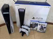 Playstation 5 с двумя джойстиками и играми