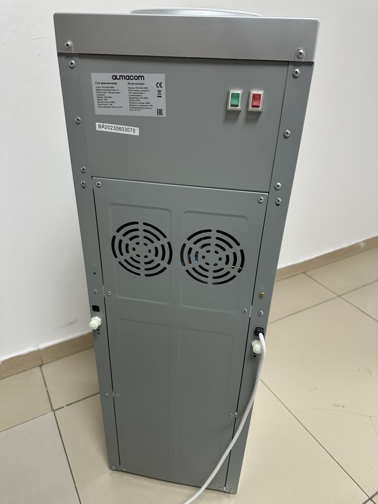Кулер напольный Almacom в хорошем состояние