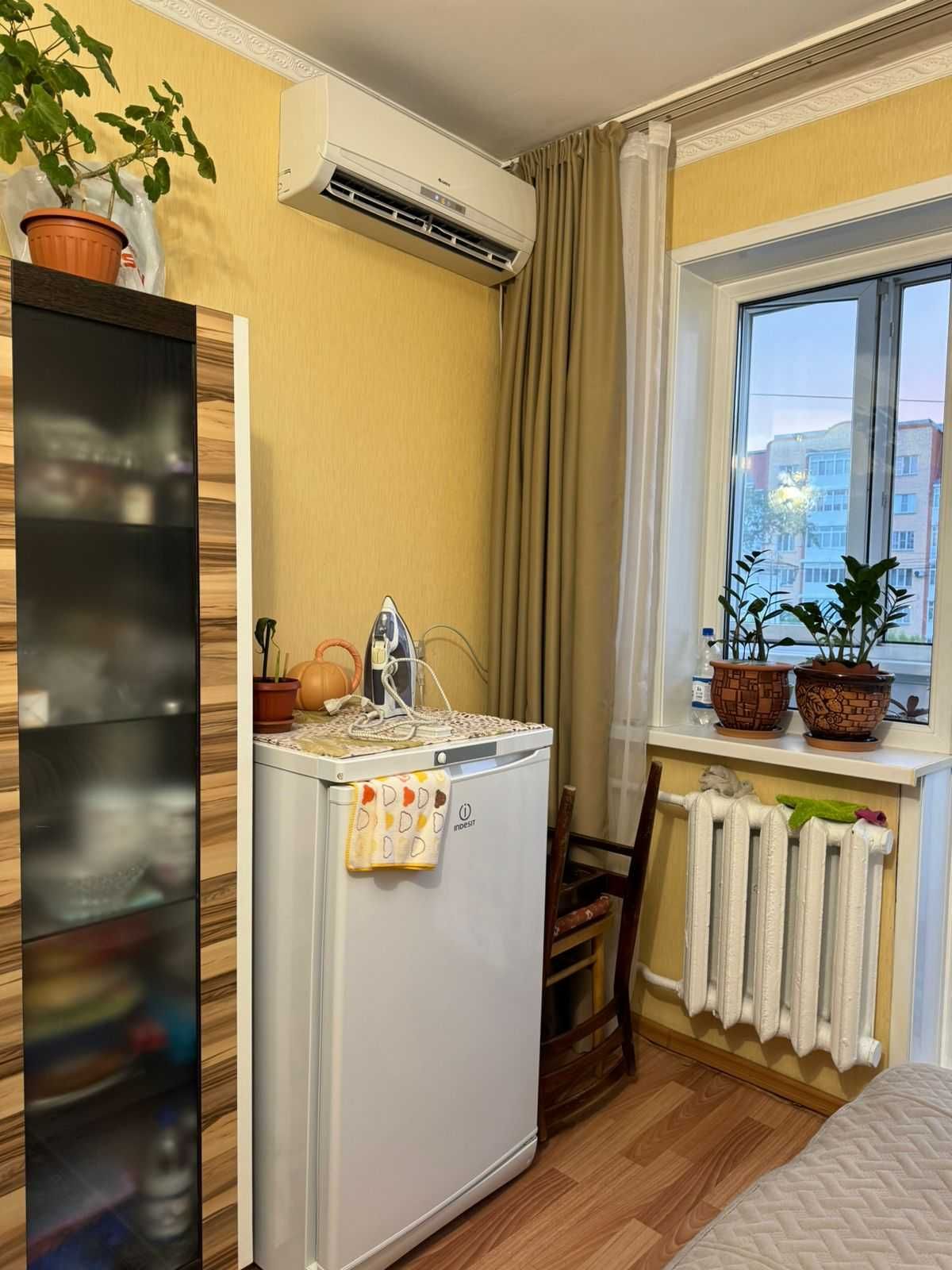 Продам 2 комнатную квартиру Центр (кинотеатр Казахстан)
