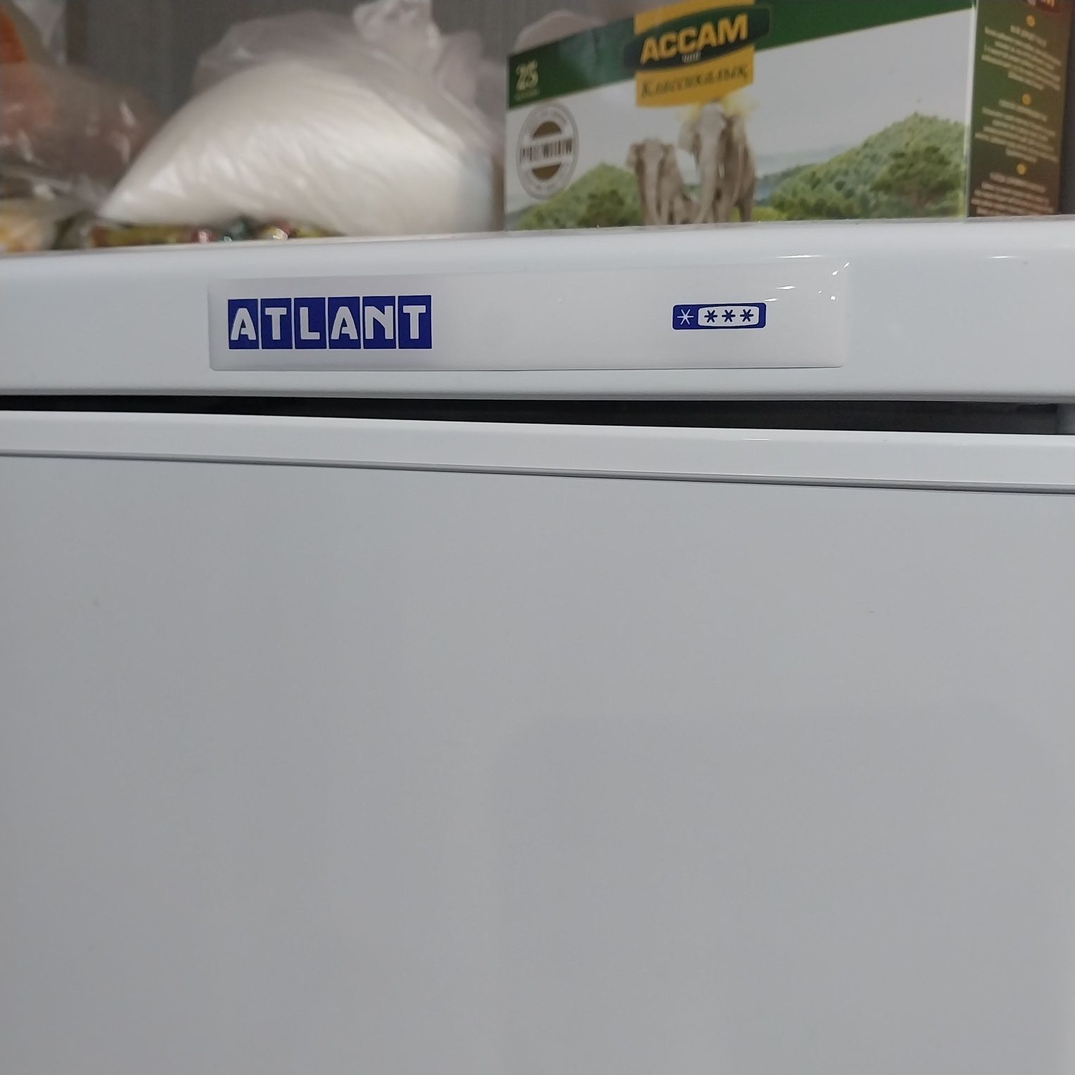 Продам холодильник