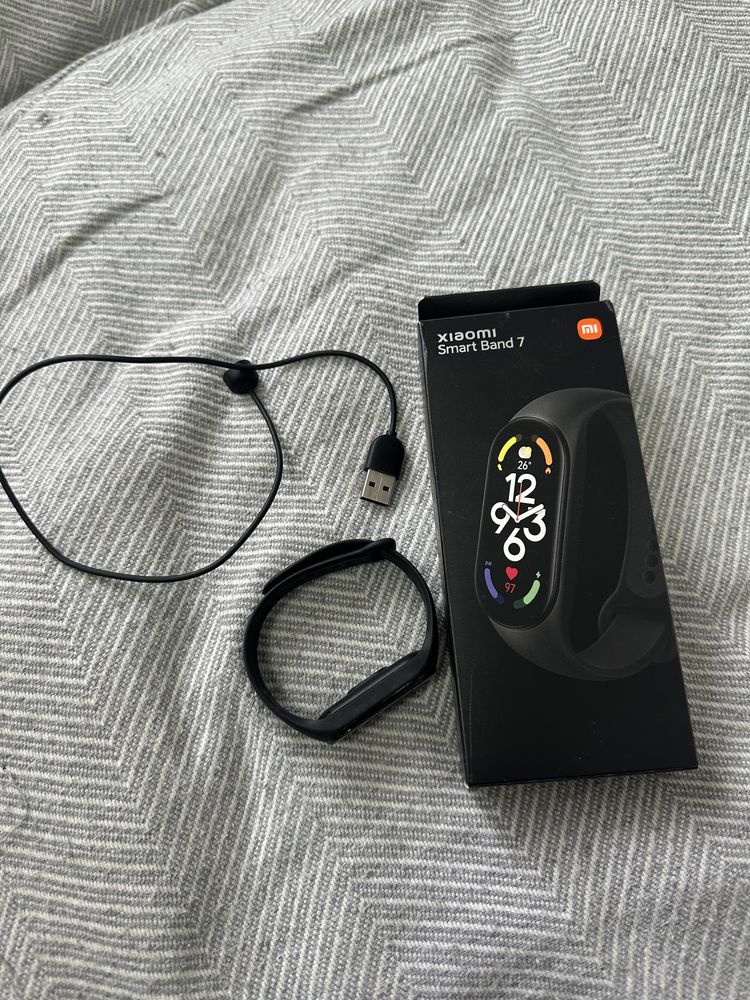 Продаю Mi Band 7 оригинал