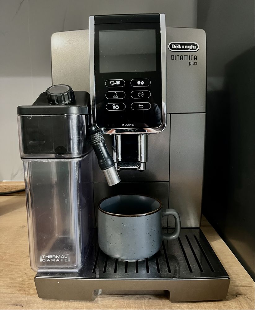 Кофемашина DeLonghi Dinamica Plus