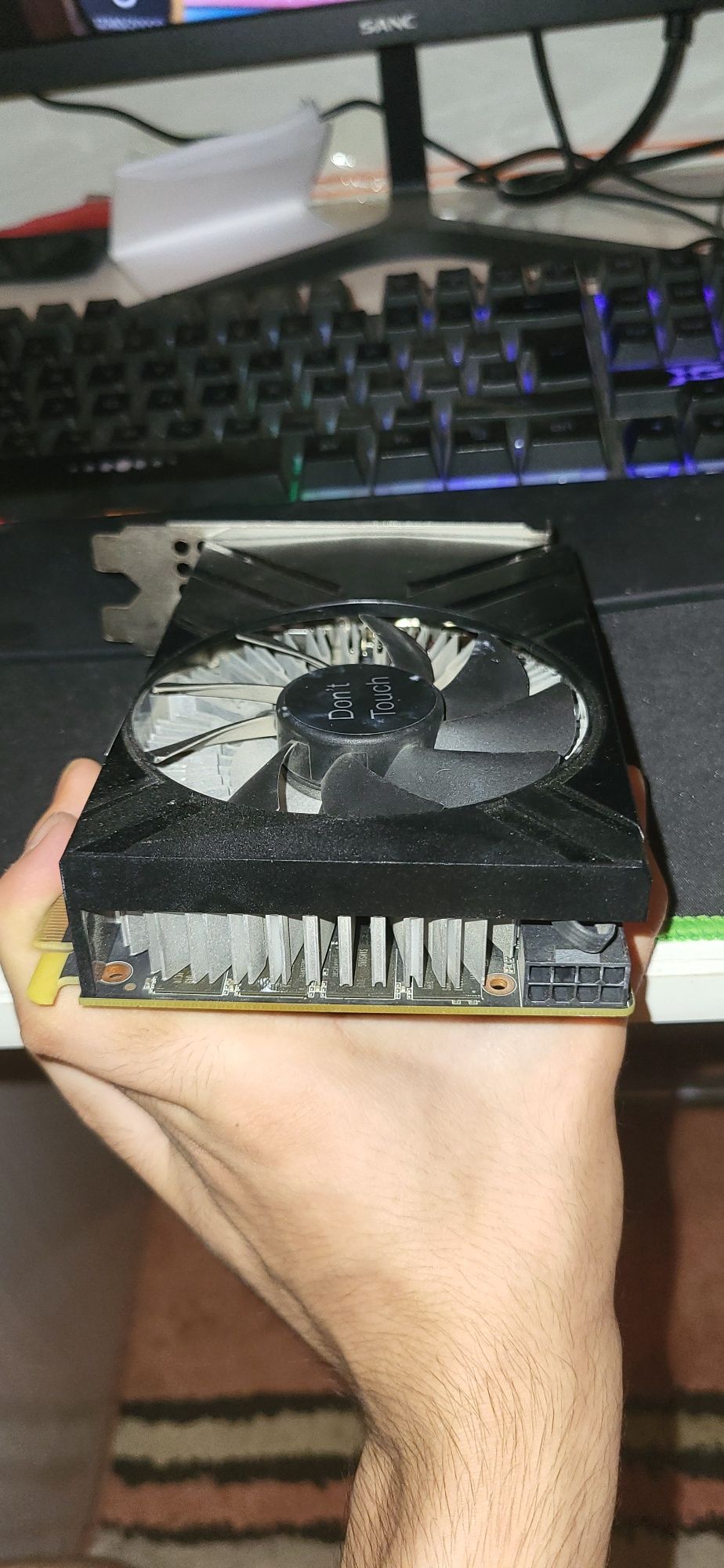 Продам GTX 1660 super 6gb