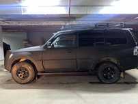 Mitsubishi Pajero 4