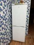 Холодильник INDESIT