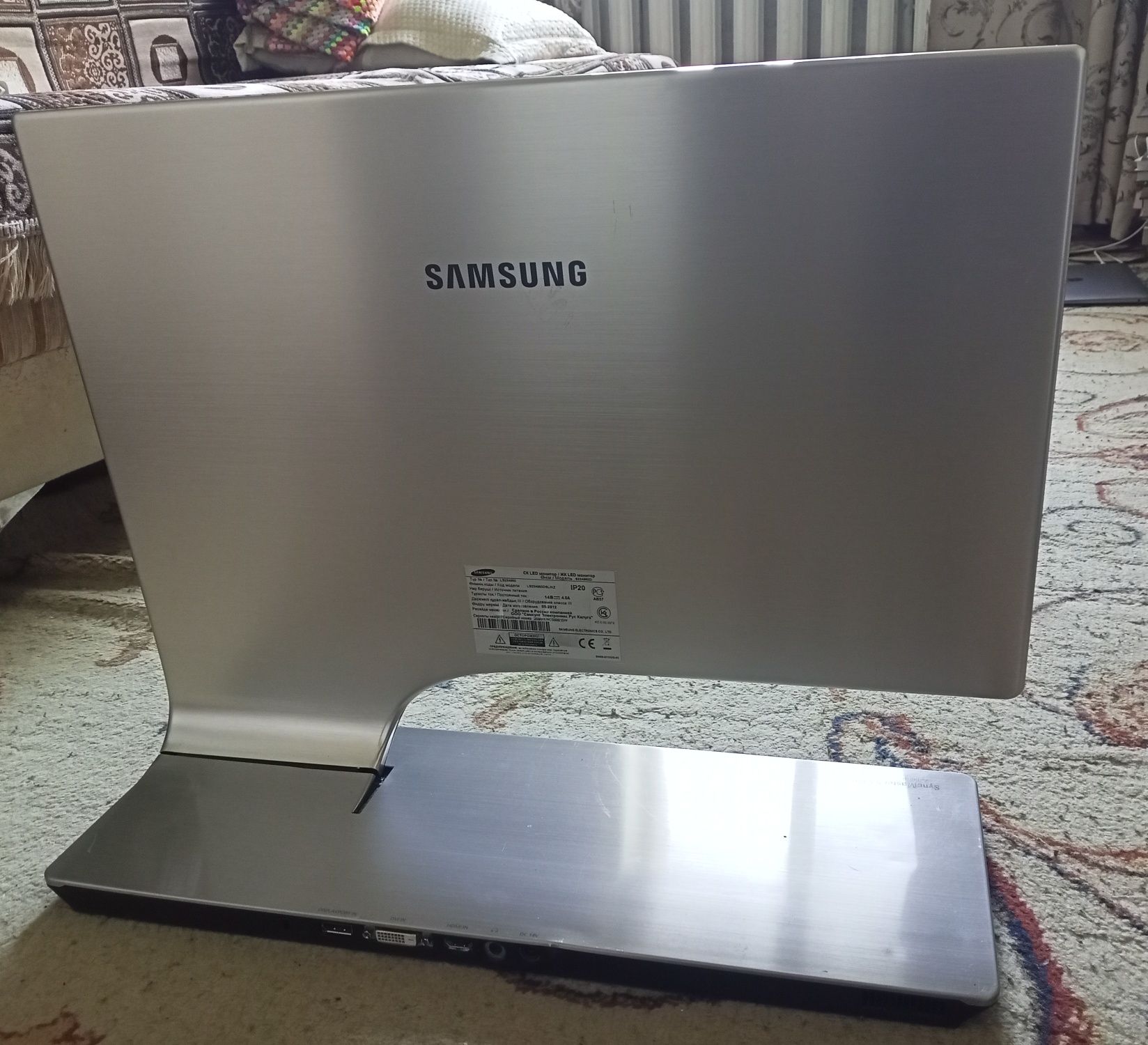 Мониторы Samsung  LS23A950, 2 штуки