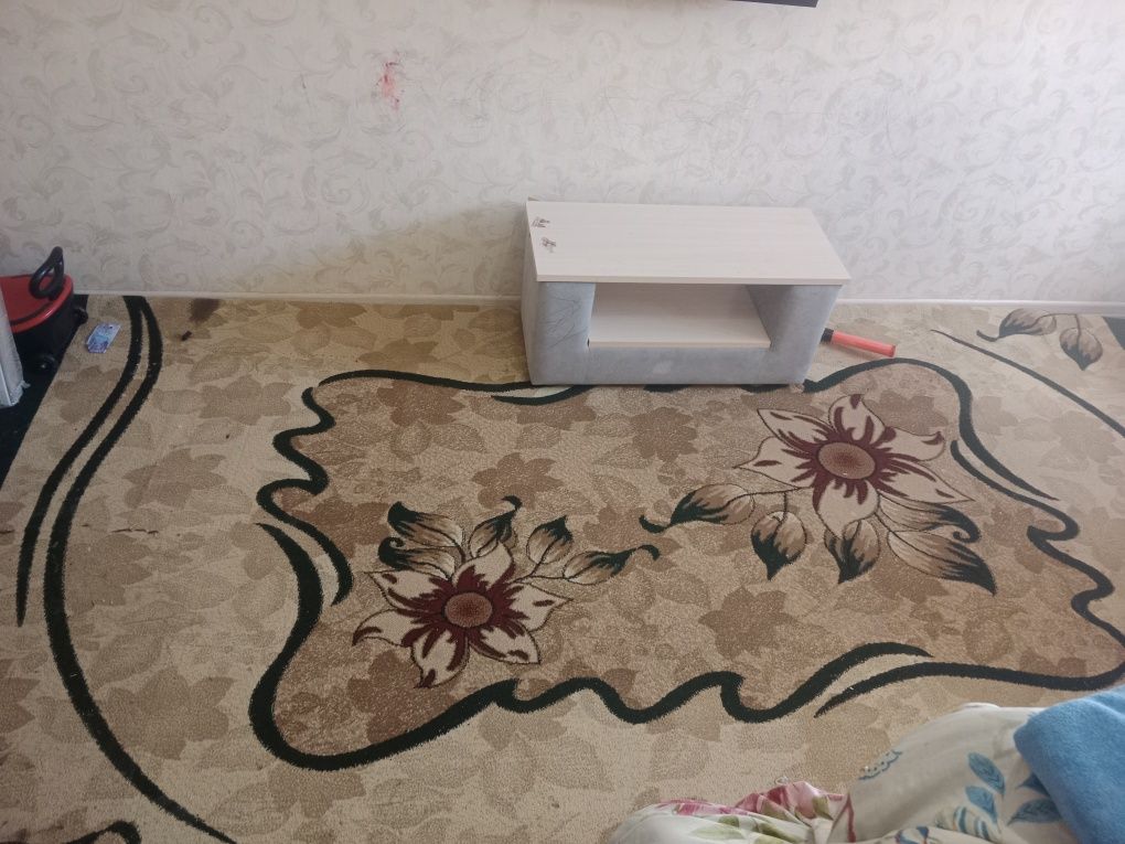Килем сатылады 2.5*4 м размер