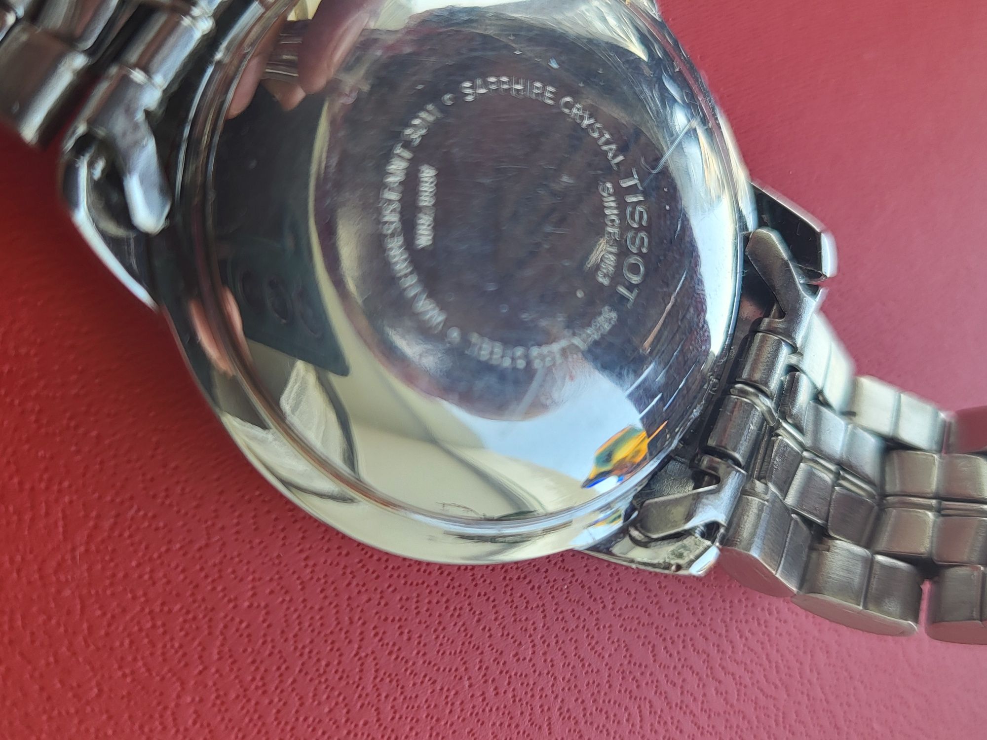 Продам часы Tissot