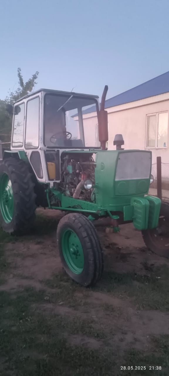 Продам трактор в отличном состоянии.