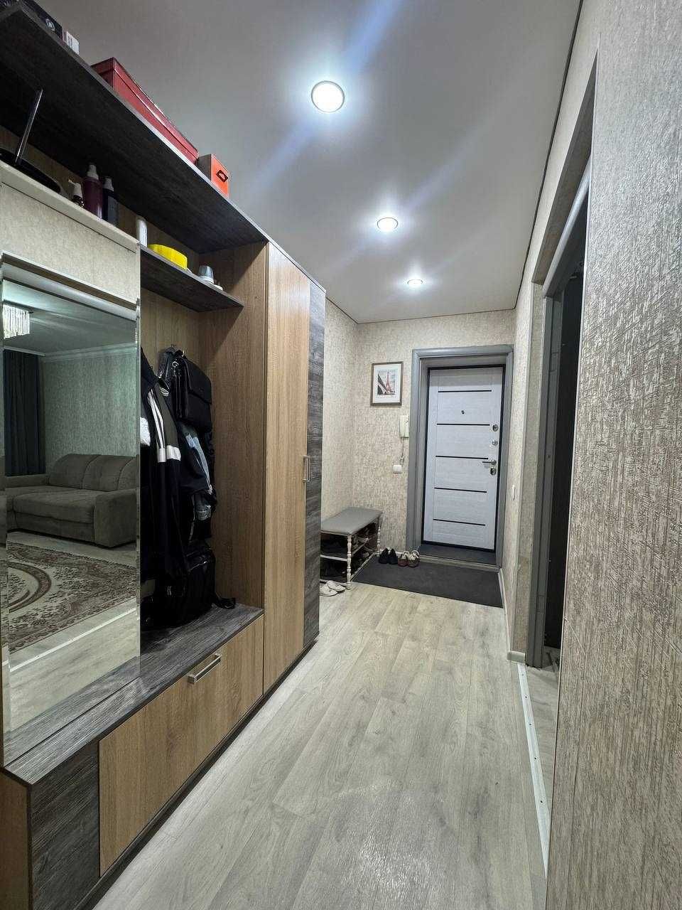 Продам 2 к.кв. по Жургенова