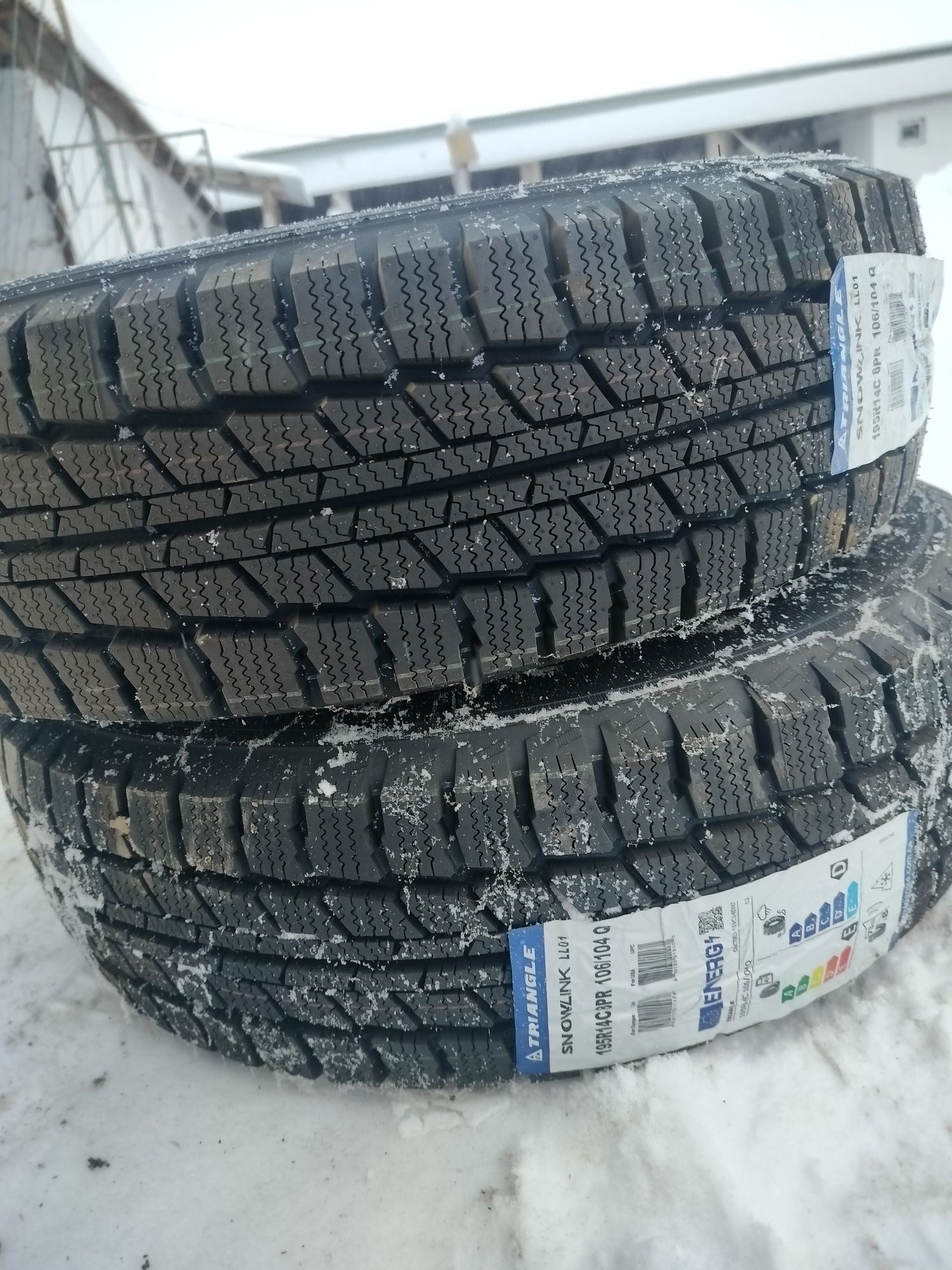 Trieangle 195R14C