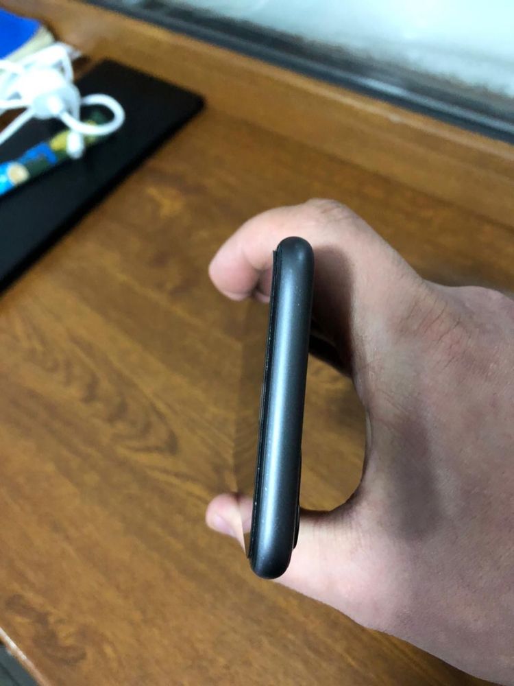 Iphone 11/64 в хорошем состоянии