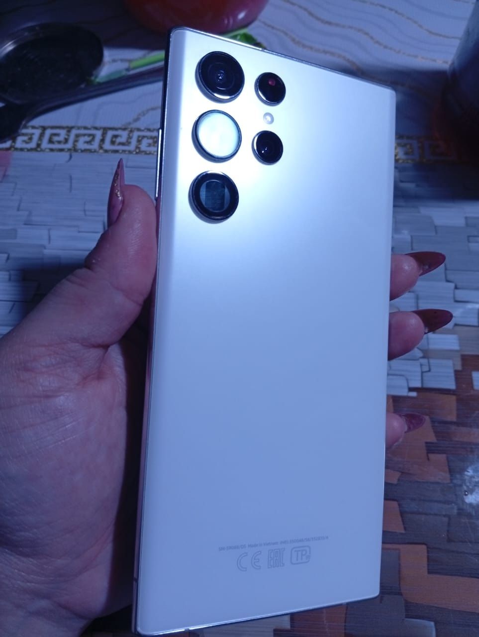 Срочно продам Samsung S22