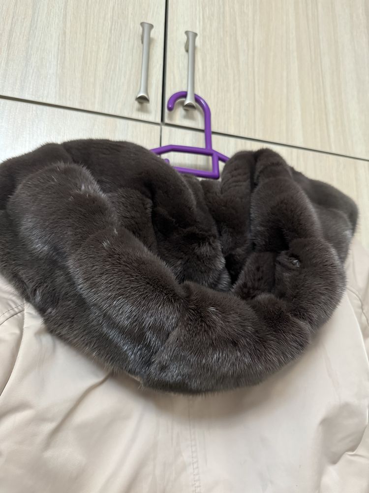 Срочно! Продам итальянскую зимнюю куртку-плащ!