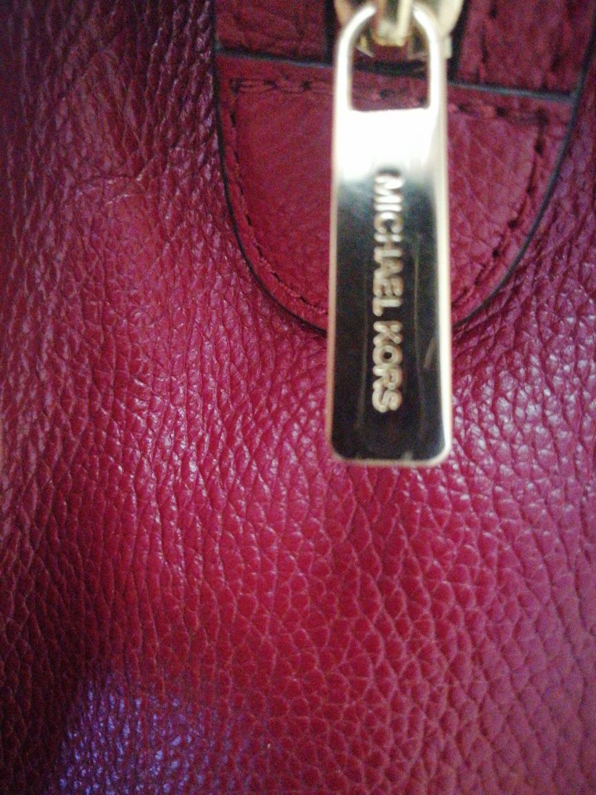 Оригинальная Michael Kors Voyager Large Saffiano Leather Tote Bag