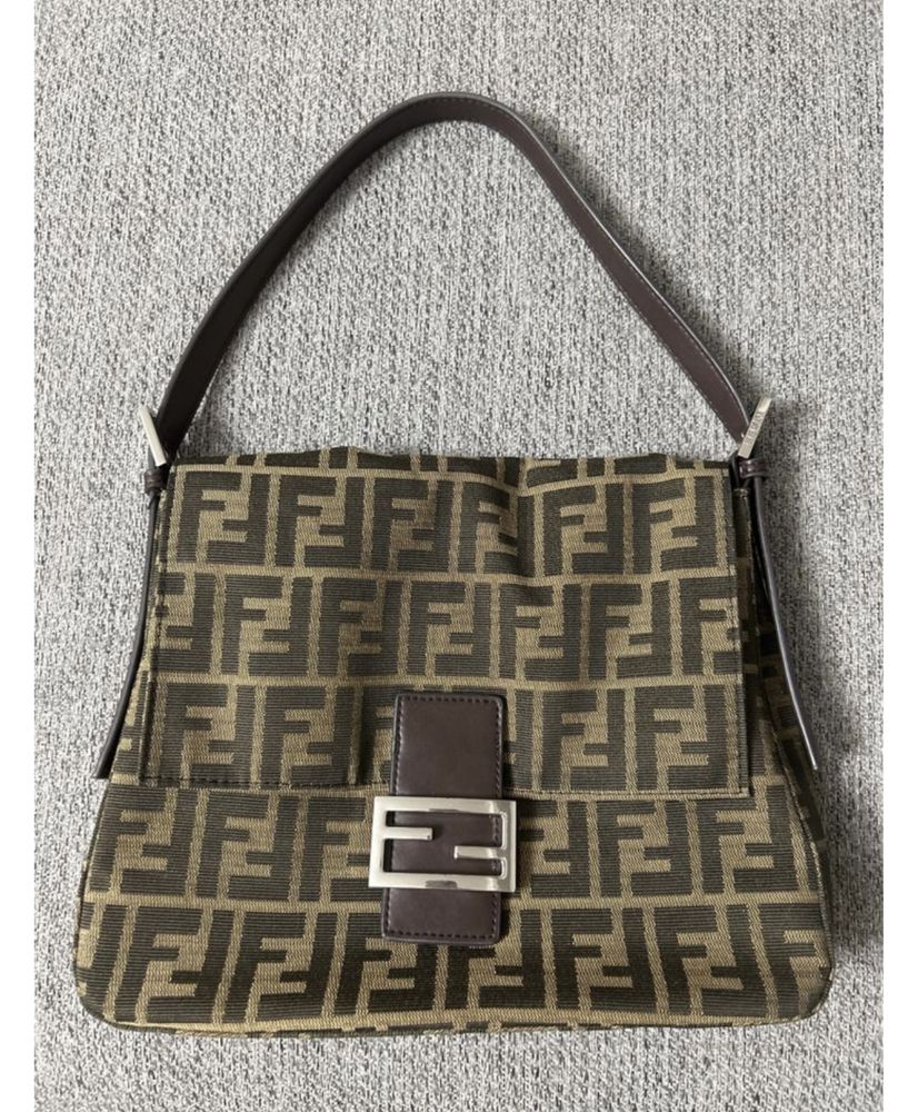 Срочно продам сумку Fendi багет