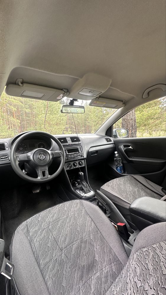 Продам Volksvagen Polo 2013, 1,6L поло фольцваген, автомат