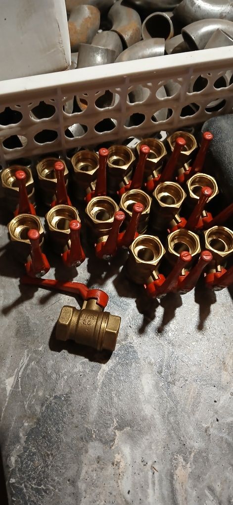 Кран шаровый д.20