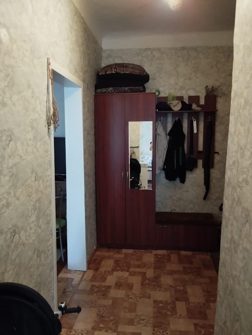 Продаётся 1-комнатная квартира 21 школа, 2 горбольница 9400