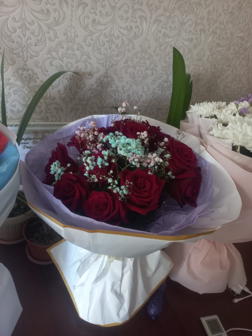 Цветы букеты розы