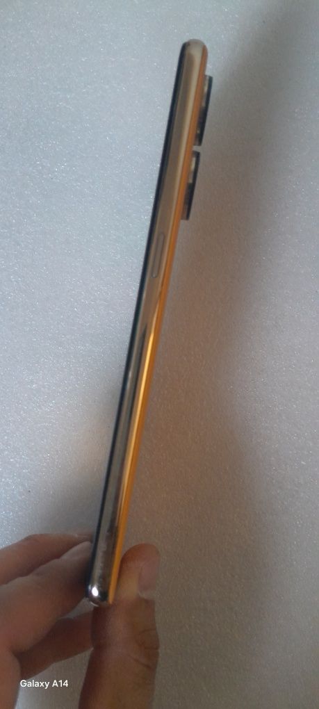 OPPO Reno 8 T в отличном состоянии