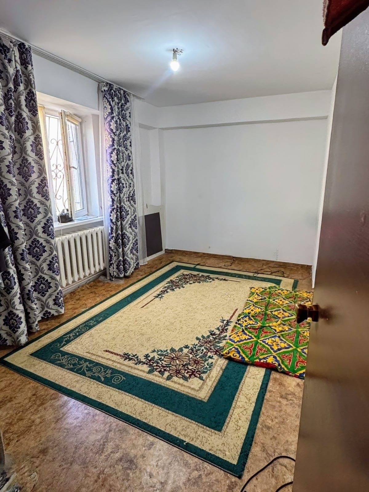 Продаётся 2 комн в Зачаганске дешево