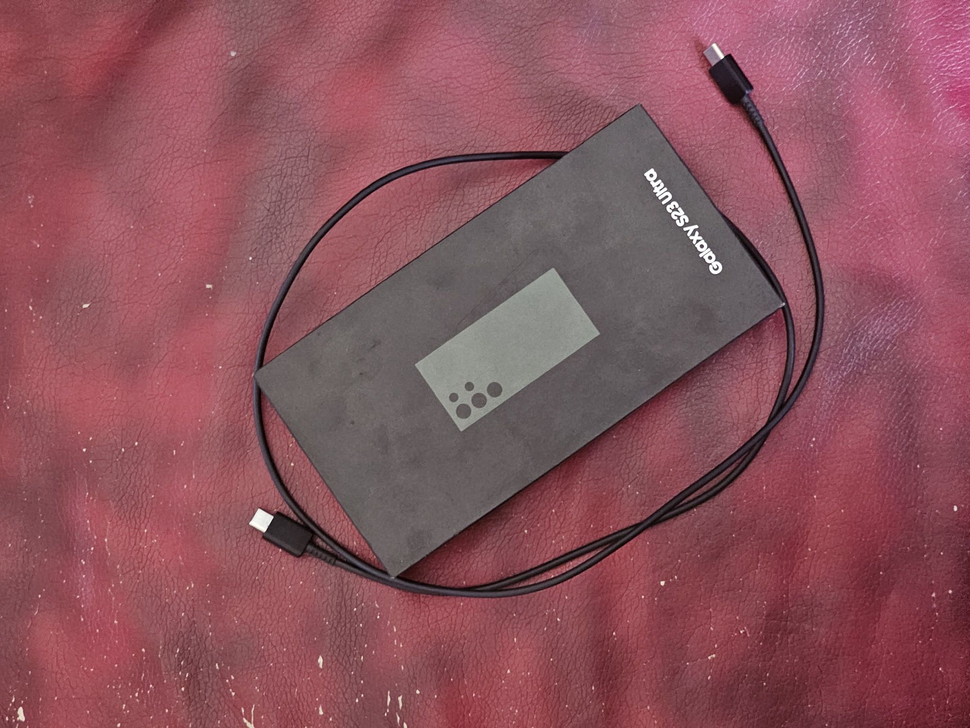 Продаю Samsung S23 Ultra с торг / Обмен