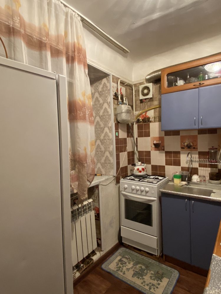 продается 3х комн квартира по Сатпаева