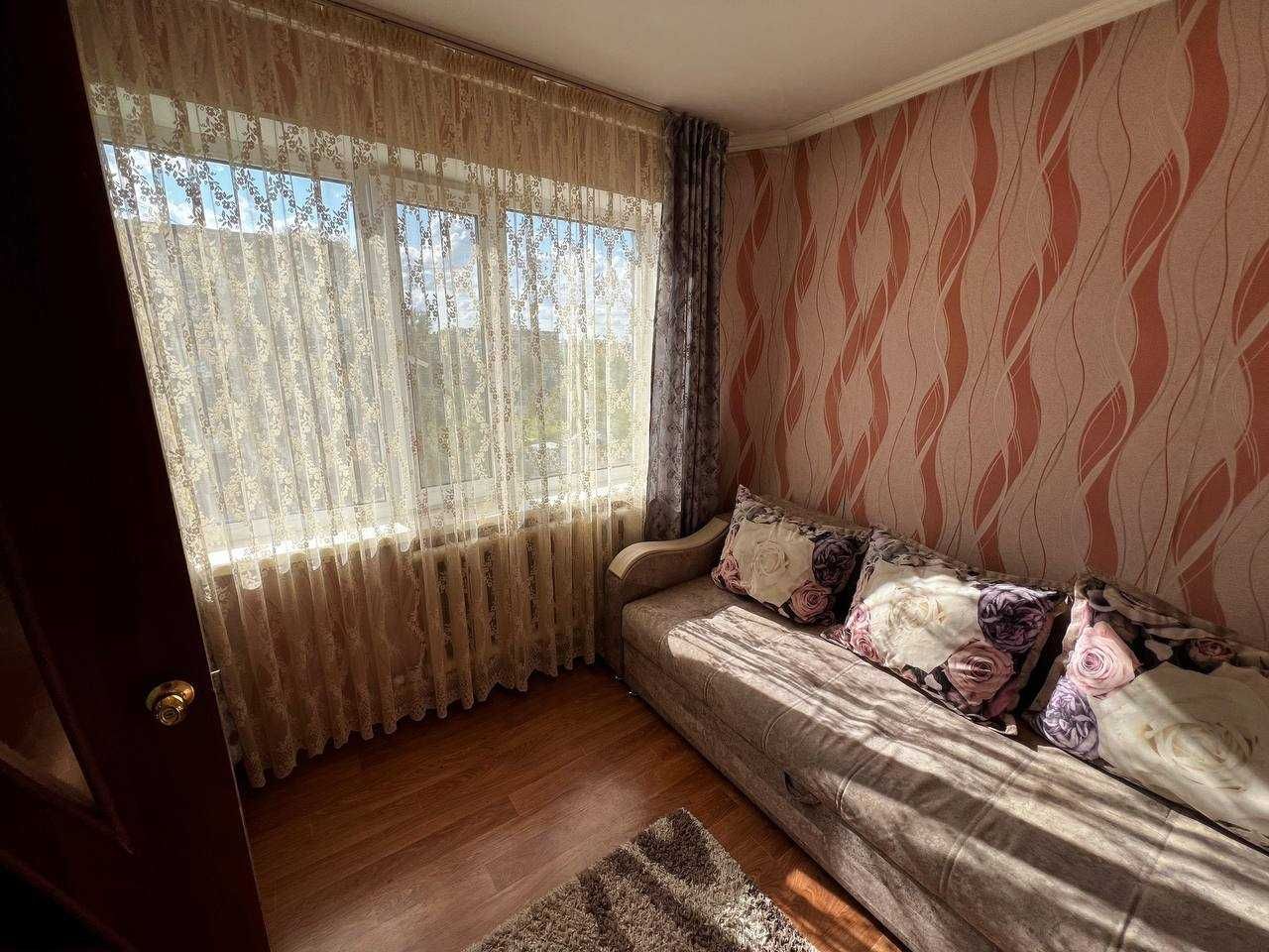 Продам 3х.ком Квартиру 17 микрорайон 38 дом