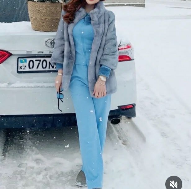 Шуба норковая красивая
