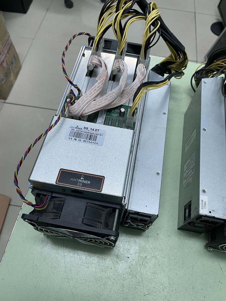 Продам Asic S9 и M3
