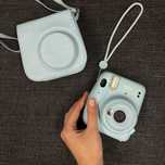 Продам instax mini 11, чехол в подарок