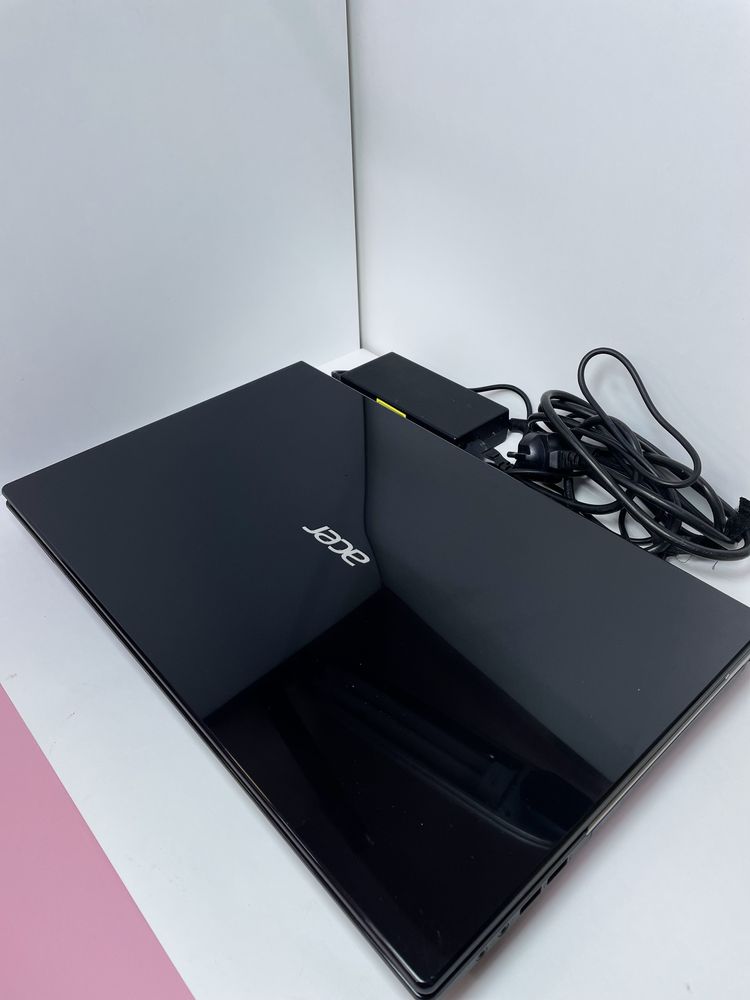 Ноутбук Acer V3-771G/VA70. Звонить на WatsSapp