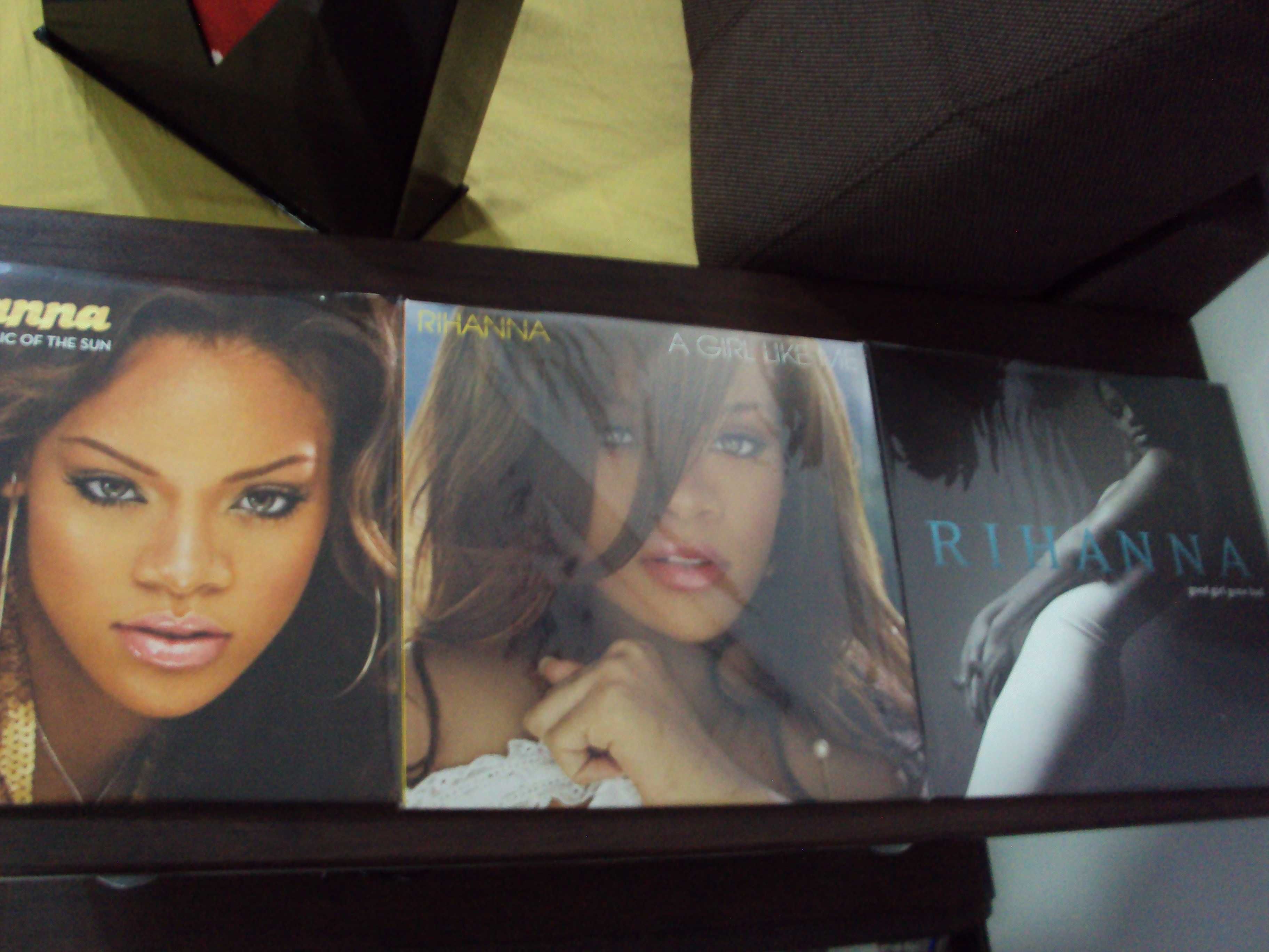Продам виниловые пластинки Rihanna 15 LP Limited Edition Vinyl Box Set